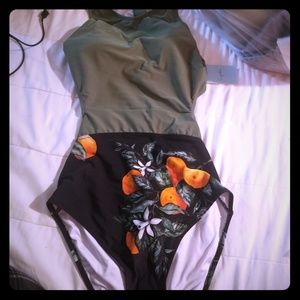 Brand new Cupshe swimming suit.
